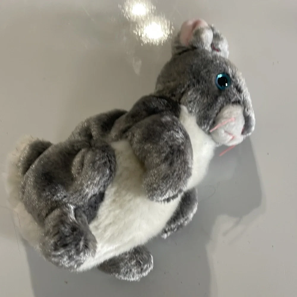 Ty Beanie Baby * Hopper the Bunny Rabbit * Date of Birth: August 7, 2000‎ *